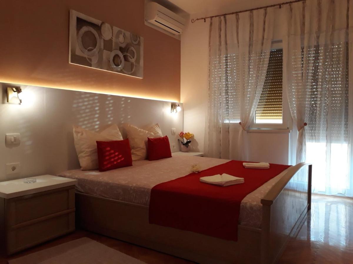 Apartment Matea Rovinj Exterior photo
